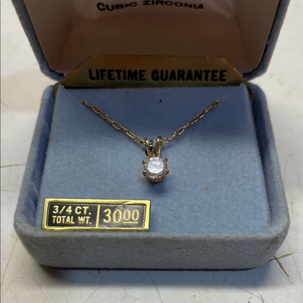Elegant Gold Cubic Zirconia Necklace